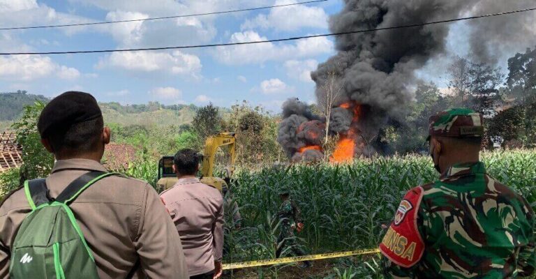 Kebakaran Sumur Minyak di Blora