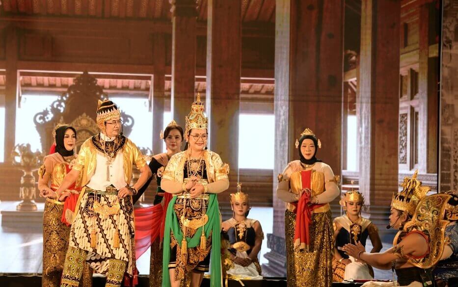 Wayang Orang on The Street