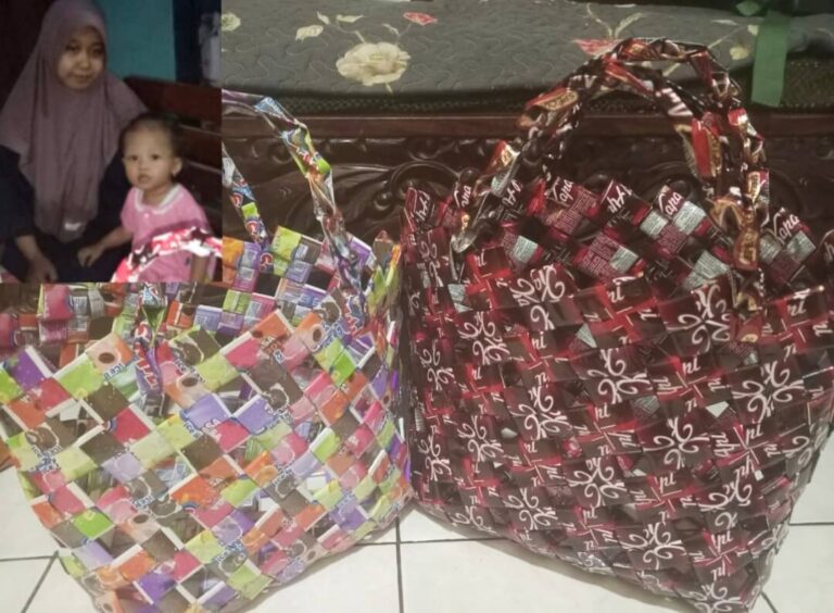Kerajinan tangan bungkus kopi
