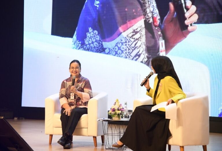 Agustina Wilujeng Pramestuti