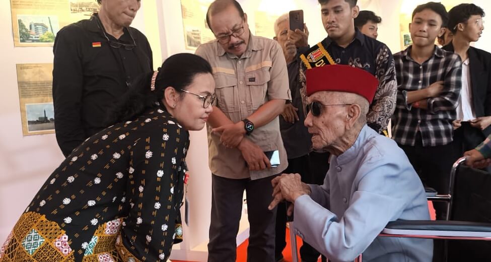 Agustina Wilujeng Pramestuti