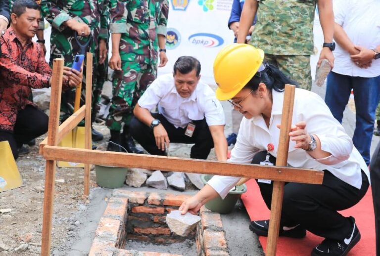 Agustina Wilujeng Pramestuti