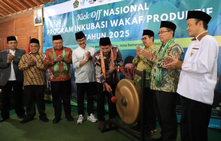 Dirjen Bimas Islam Kemenag RI