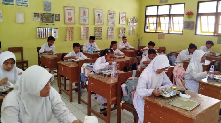 MBG SPPG Polres Blora