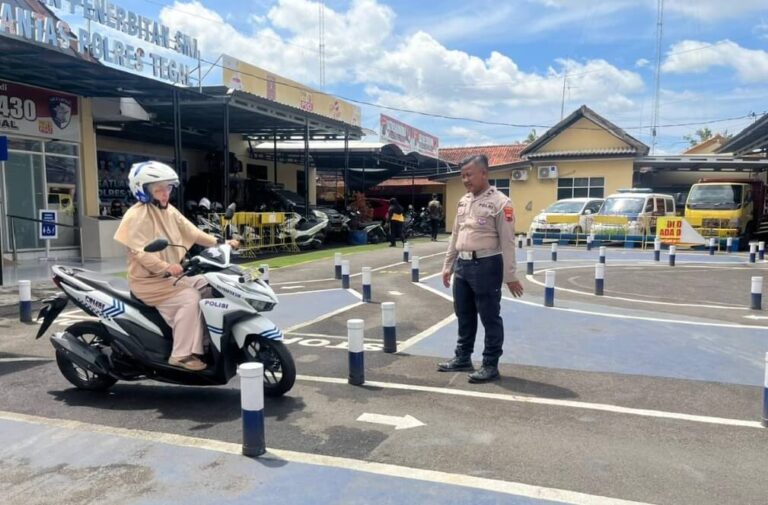 Satlantas Polres Tegal Gelar Uji Praktek SIM Terbuka, Wujudkan Pelayanan Profesional dan Transparan