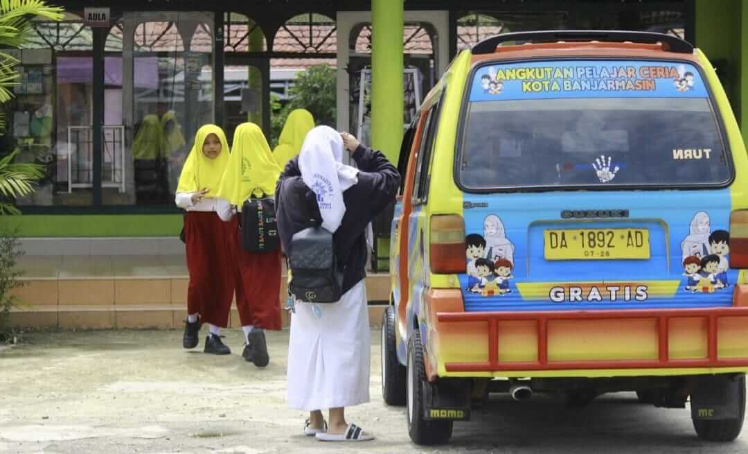 Angkutan Pelajar Gratis di Banjarmasin