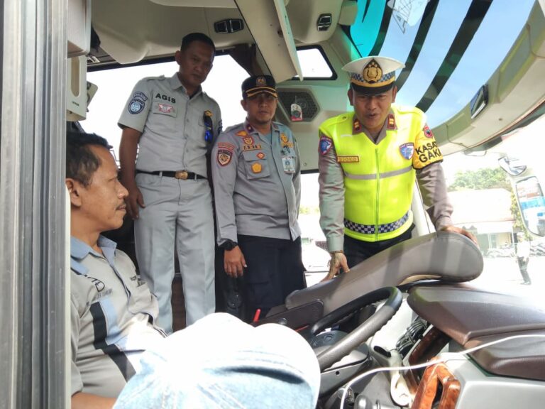 Polres Demak Gelar Ramp Check di Terminal dan Kawasan Wisata