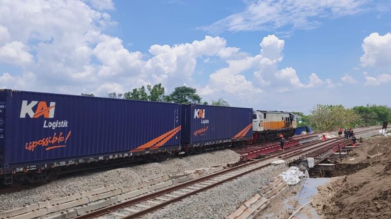 KAI Daop 4 Pastikan Layanan Angkutan Barang Berjalan Optimal Selama Nataru