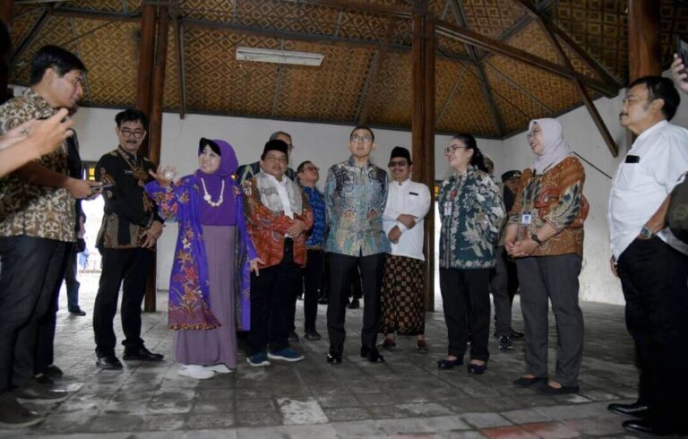Pemkot Semarang