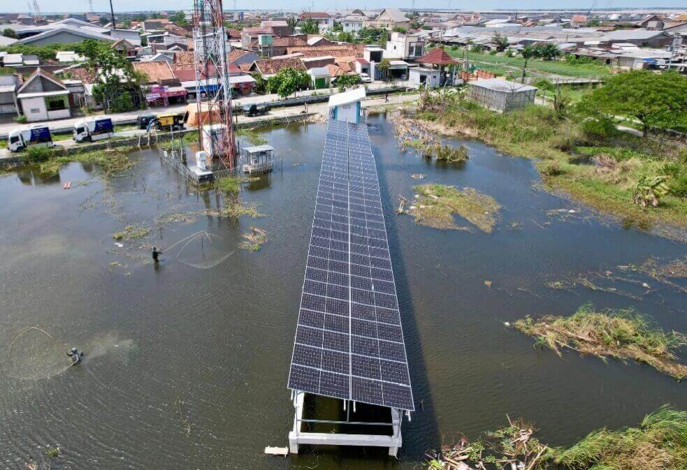 Pompa Air Tenaga Surya