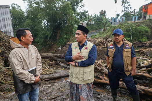 Tinjau Titik Terparah Banjir Bandang Pemalang, Taj Yasin Dorong Pemerintah Pusat Perkuat Hutan Lindung
