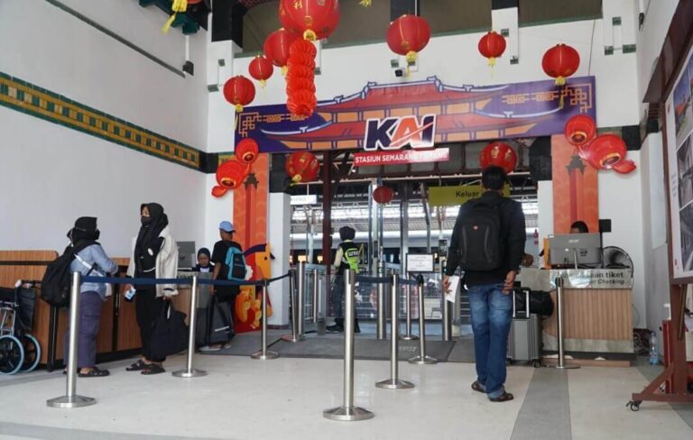 Stasiun Semarang Tawang