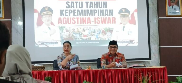 Press conference satu tahun kepemimpinan Agustina-Iswar