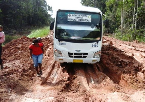 Angkutan Perintis di Kawasan Transmigrasi