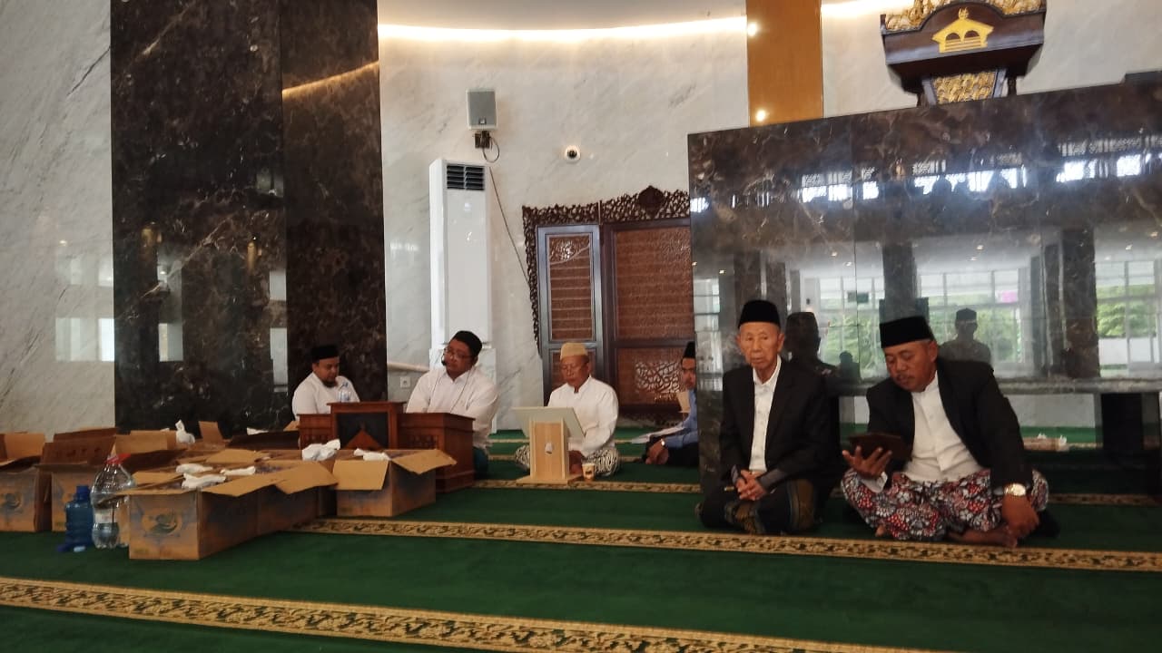 Masjid Raya Baiturrahman Gelar Majelis Doa Arwah Jamak
