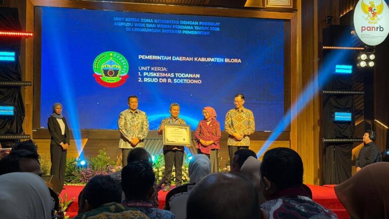 Penghargaan RSUD dr. R. Soetijono Blora