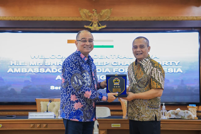 Ahmad Lutfi menerima Dubes India