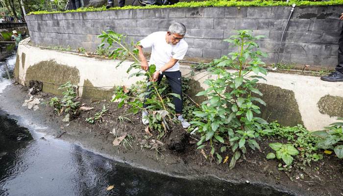 Sekda Sumarno Minta ASN Provinsi Jateng jadi Duta Peduli Pengelolaan Sampah