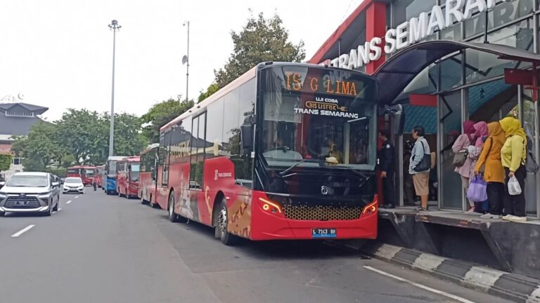 Bus Listrik