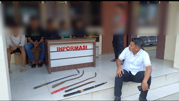 Tawuran perang sarung di Mranggen