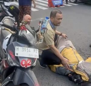 Momen Gubernur Luthfi Bantu Korban Laka di Gombel