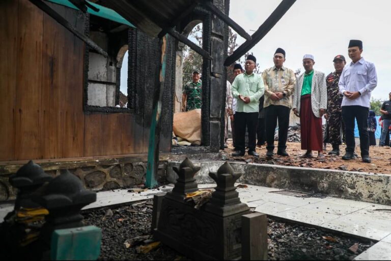 Kebakaran Masjid Jami’ Jalaluddin Masrosyid