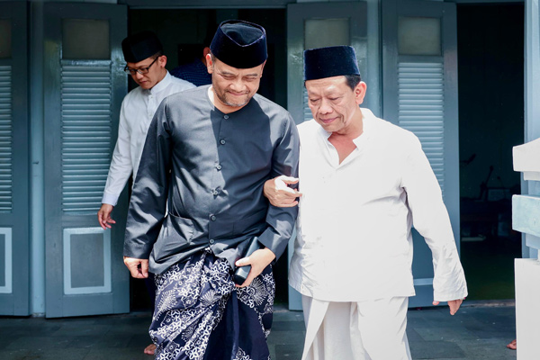 Ahmad Luthfi Salat Id di Simpanglima, Gus Yasin di Mijen, Open House di Wisma Perdamaian