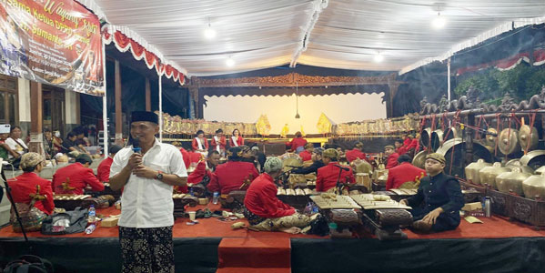 Komite Seni Budaya Nusantara Puji Pentas Wayang Kulit Ketua DPRD Jateng Sumanto