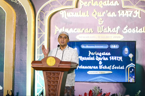 Luncurkan Wakaf Sosial, Taj Yasin Ajak Perbankan Perkuat Kesejahteraan Warga Jateng