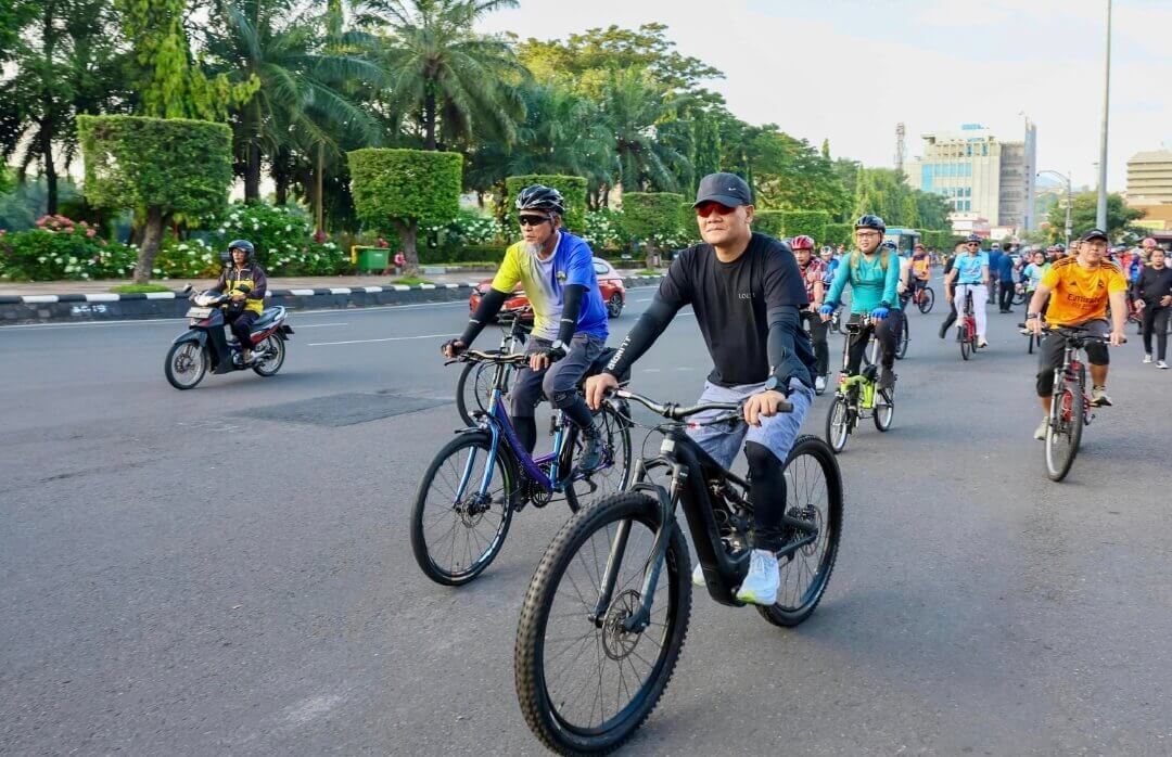 Gubernur Luthfi gowes