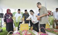 Ziarah ke Makam Tokoh Pendahulu, Agustina Tegaskan Komitmen Rawat Sejarah Kota Semarang 
