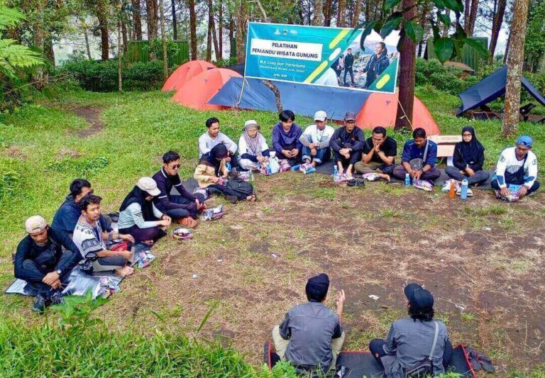 Program Pelatihan Pemandu Wisata Gunung (PWG) 2026