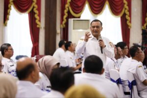 Gubernur Ahmad Luthfi 