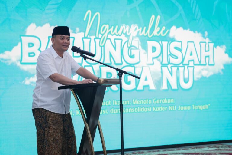 Gubernur Ahmad Luthfi