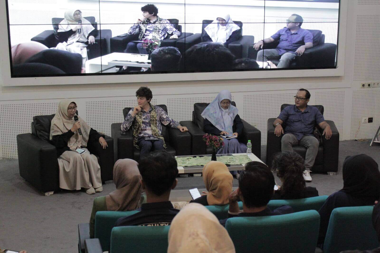 UNWAHAS International Guest Lecture