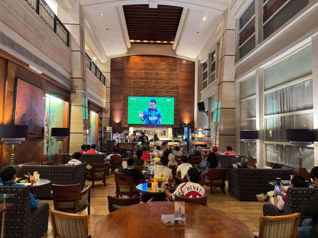 Citrus Bar & Restaurant, Novotel Semarang