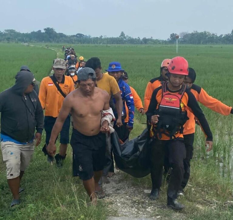Korban Hanyut di Sungai Lusi