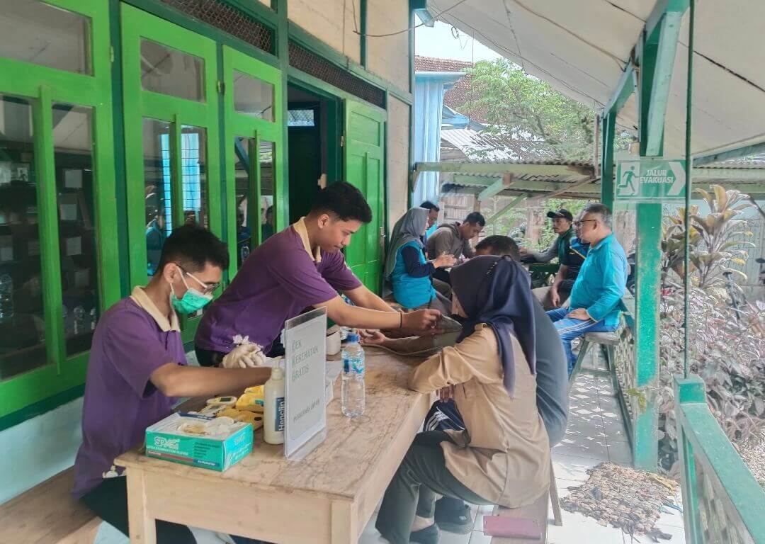 BKPH Ngapus dan Nglawungan Gelar Cek Kesehatan Gratis