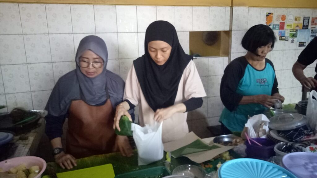 Gado-Gado Mbok Yem