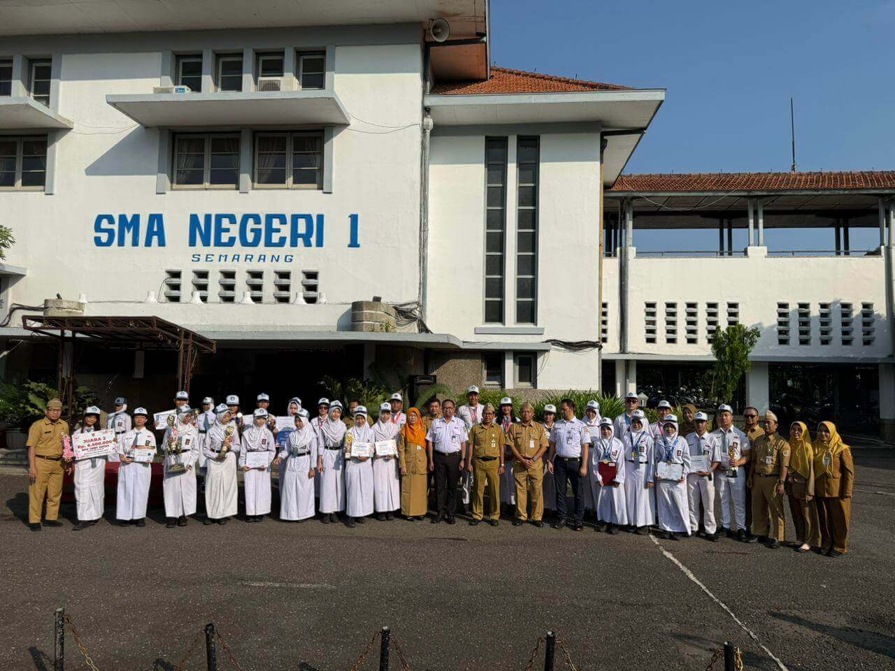 KAI Wisata Goes to School di SMAN 1 Semarang