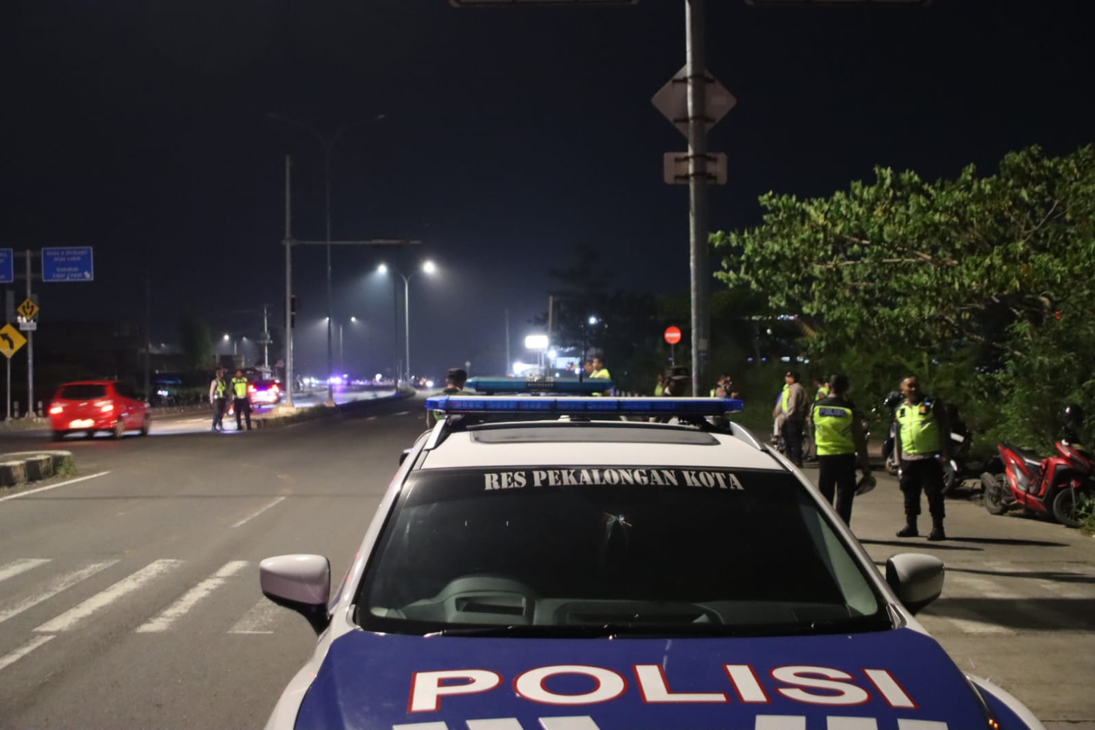 Patroli di Exit Tol Setono Pekalongan