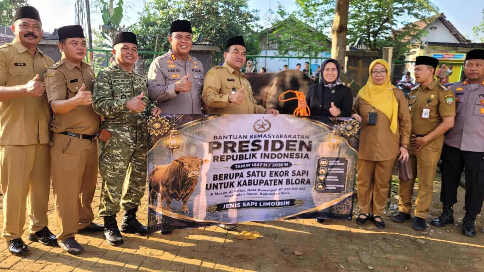 Penyerahan Hewan Qurban Banmas Presiden ke Desa Kawengan