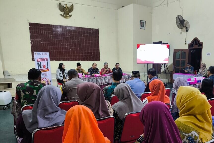 Sosialisasi Kelurahan Antikorupsi di Aula Kelurahan Ngaliyan