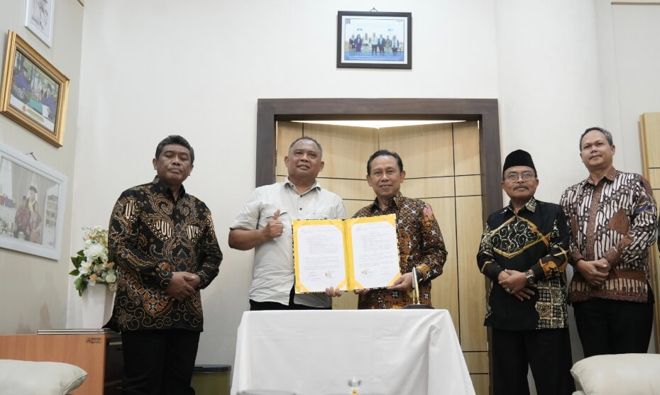 Pemkab Sleman dan UII