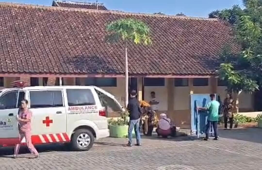 Penusukan di SDN Kalipancur 2