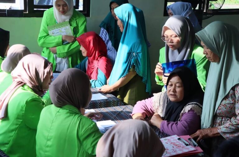 Pengabdian kepada Masyarakat FK UIN Walisongo di Ngesrepbalong Kendal