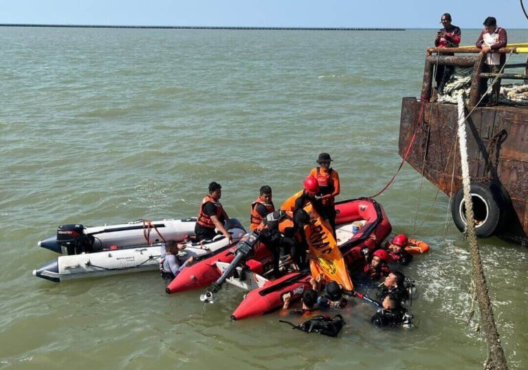 Tenggelam di Perairan Pelabuhan Kaliwungu