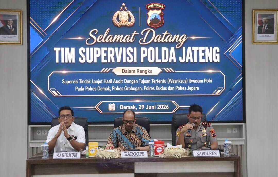 Supervisi Penggunaan Senpi di Polres Demak
