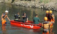 Wali Kota Yogyakarta Jajal Perahu Bermesin di Sungai Winongo untuk Patroli Kebersihan