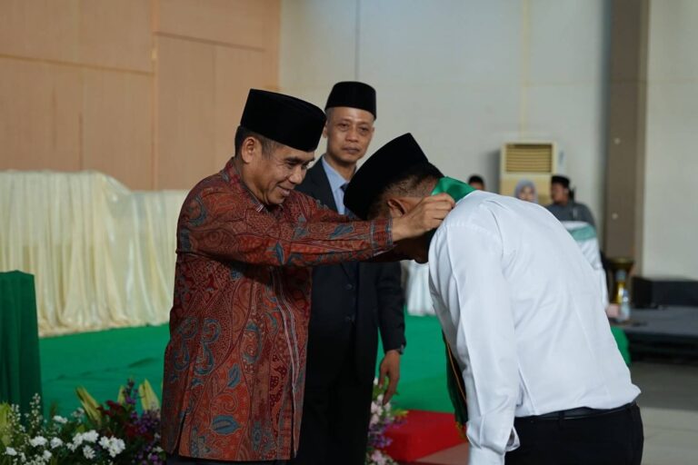 Prof. Musahadi